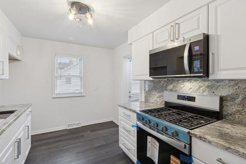 Tiny photo for 2111 Bell Avenue, Rockford, IL 61103 (MLS # 12524451)