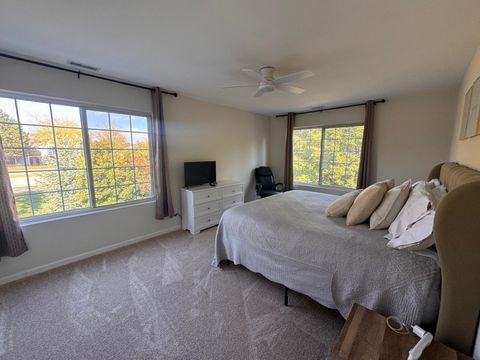 Tiny photo for 482 BETSY ROSS Court, Aurora, IL 60504 (MLS # 12505579)