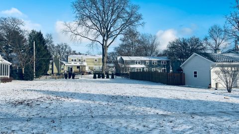 Tiny photo for 1021 Greenwood Drive, Wheaton, IL 60189 (MLS # 12488277)