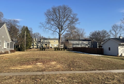 Tiny photo for 1021 Greenwood Drive, Wheaton, IL 60189 (MLS # 12488277)