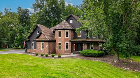 Tiny photo for 63 Oak Creek Drive, Yorkville, IL 60560 (MLS # 12415774)