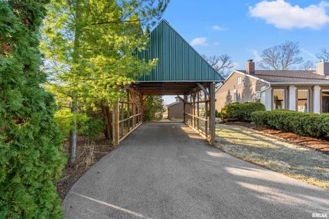 Tiny photo for 7216 VALLEY Drive, Bettendorf, IA 52722 (MLS # QC4269127)