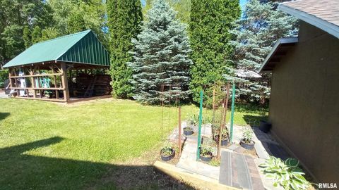 Tiny photo for 7216 VALLEY Drive, Bettendorf, IA 52722 (MLS # QC4269127)