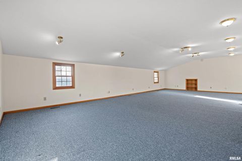 Tiny photo for 7216 VALLEY Drive, Bettendorf, IA 52722 (MLS # QC4269127)