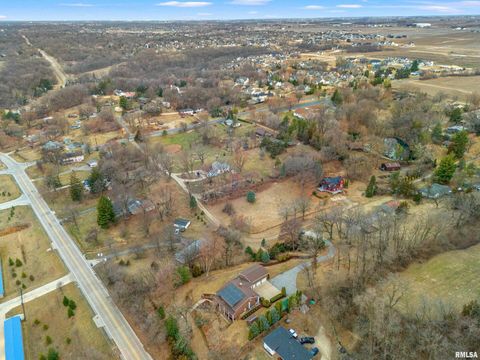 Tiny photo for 7216 VALLEY Drive, Bettendorf, IA 52722 (MLS # QC4269127)