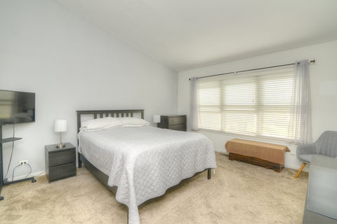 Tiny photo for 688 Stewart Avenue, North Aurora, IL 60542 (MLS # 12771006)