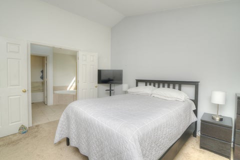 Tiny photo for 688 Stewart Avenue, North Aurora, IL 60542 (MLS # 12771006)