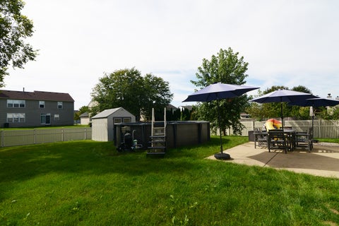 Tiny photo for 688 Stewart Avenue, North Aurora, IL 60542 (MLS # 12771006)
