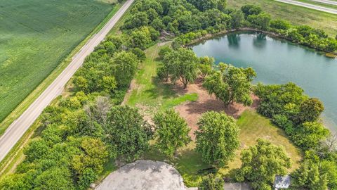Tiny photo for 50 Moss Lake Drive, Farmer City, IL 61842 (MLS # 12502810)