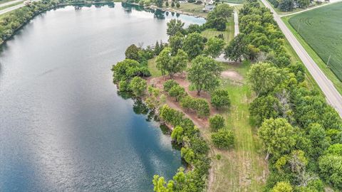 Tiny photo for 50 Moss Lake Drive, Farmer City, IL 61842 (MLS # 12502810)