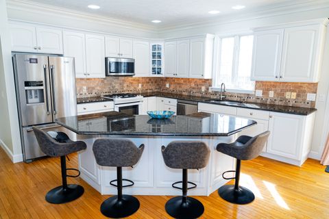 Tiny photo for 15 Greythorne Circle, Bloomington, IL 61704 (MLS # 12589166)