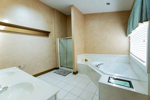 Tiny photo for 15 Greythorne Circle, Bloomington, IL 61704 (MLS # 12589166)