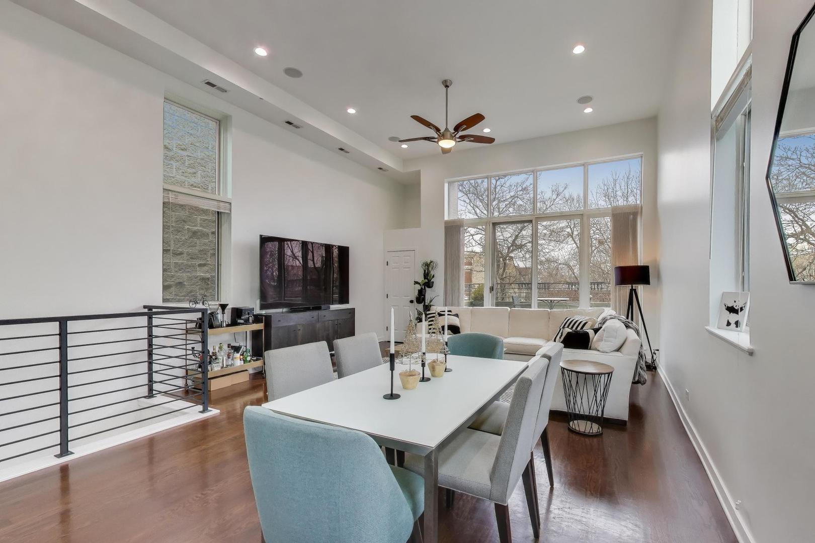 1044 N Wolcott Avenue 3