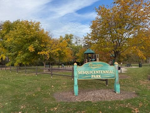 Tiny photo for 170 Grove Avenue #A, Des Plaines, IL 60016 (MLS # 12510189)