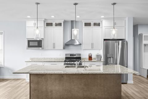 Tiny photo for 7803 Gleenwood Drive, Roscoe, IL 61073 (MLS # 12608851)