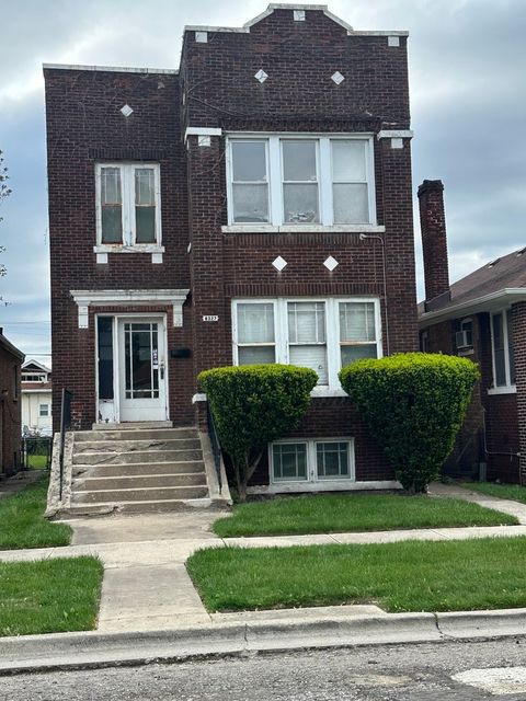 8327 S Crandon Avenue Chicago IL 60617