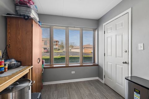 Tiny photo for 5024 Circle Court #1002, Crestwood, IL 60418 (MLS # 12599847)