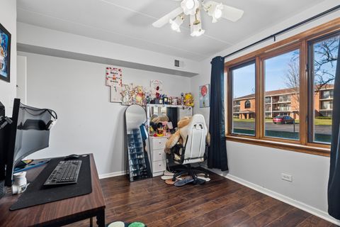 Tiny photo for 5024 Circle Court #1002, Crestwood, IL 60418 (MLS # 12599847)