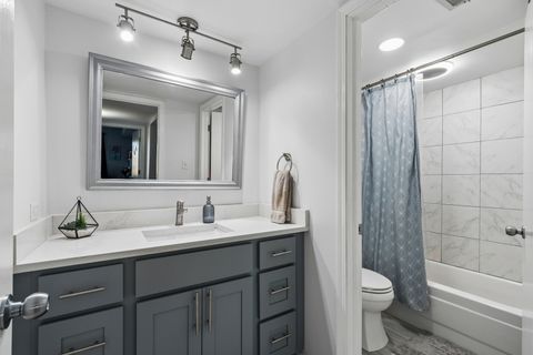 Tiny photo for 5024 Circle Court #1002, Crestwood, IL 60418 (MLS # 12599847)