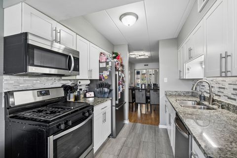 Tiny photo for 5024 Circle Court #1002, Crestwood, IL 60418 (MLS # 12599847)