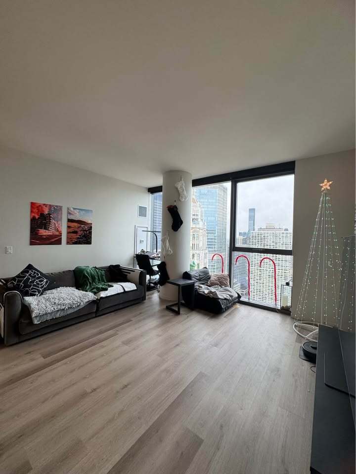 88 E Wacker Place 4403