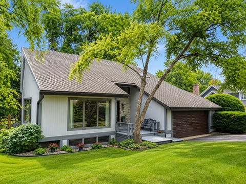 Photo of 5N961 Ravine Drive, St. Charles, IL 60175 (MLS # 12708821)
