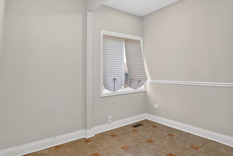 Tiny photo for 8132 S Paxton Avenue, Chicago, IL 60617 (MLS # 12687604)