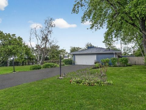 Tiny photo for 4 Mayflower Drive, Batavia, IL 60510 (MLS # 12469710)