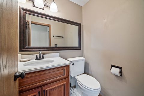 Tiny photo for 1152 Evergreen Drive, Carol Stream, IL 60188 (MLS # 12500308)