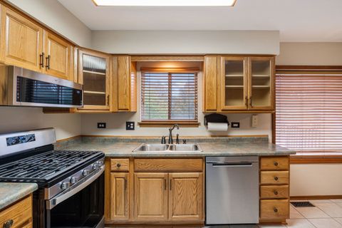 Tiny photo for 1152 Evergreen Drive, Carol Stream, IL 60188 (MLS # 12500308)