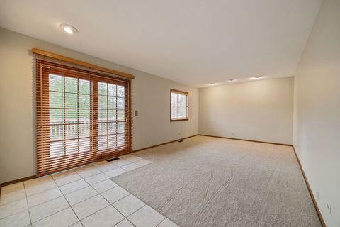 Tiny photo for 1152 Evergreen Drive, Carol Stream, IL 60188 (MLS # 12500308)
