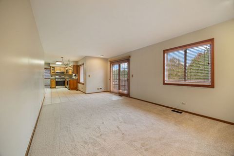 Tiny photo for 1152 Evergreen Drive, Carol Stream, IL 60188 (MLS # 12500308)