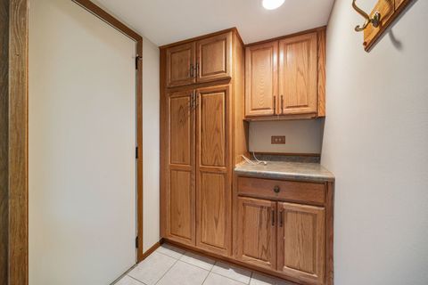 Tiny photo for 1152 Evergreen Drive, Carol Stream, IL 60188 (MLS # 12500308)