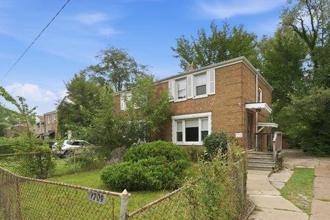 Tiny photo for 9709 S Yates Boulevard, Chicago, IL 60617 (MLS # 12734409)
