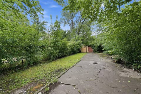 Tiny photo for 9709 S Yates Boulevard, Chicago, IL 60617 (MLS # 12734409)