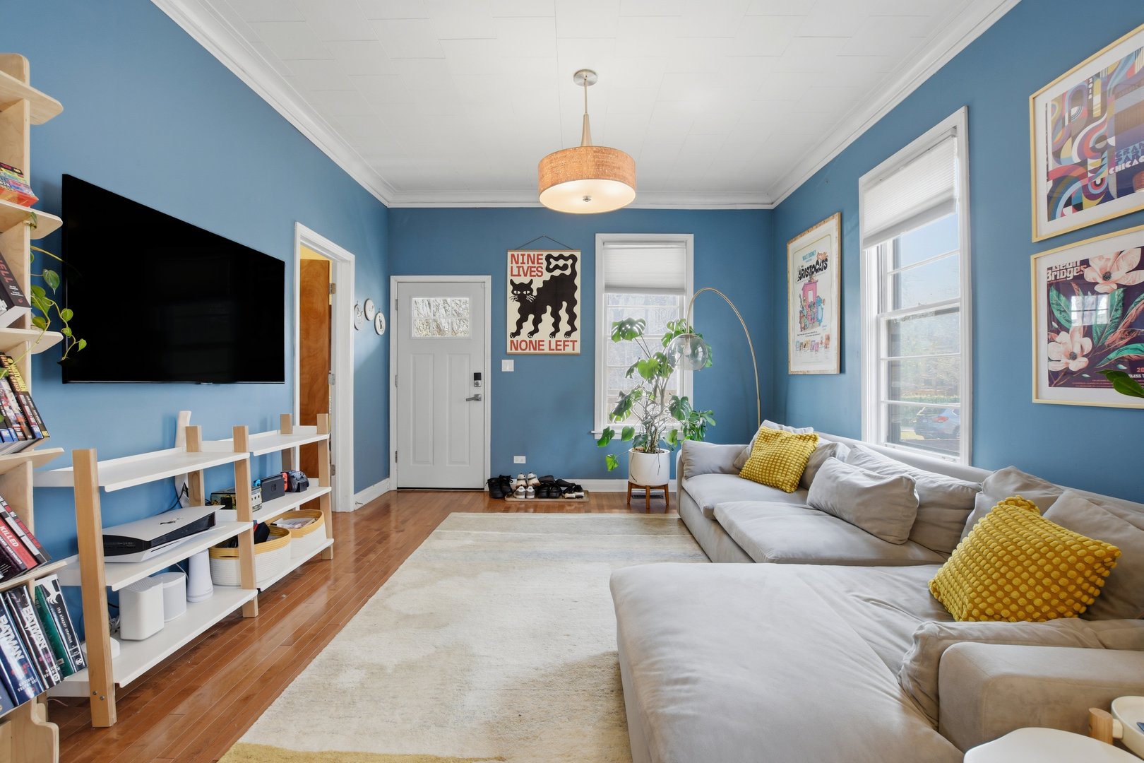 2626 W Francis Place