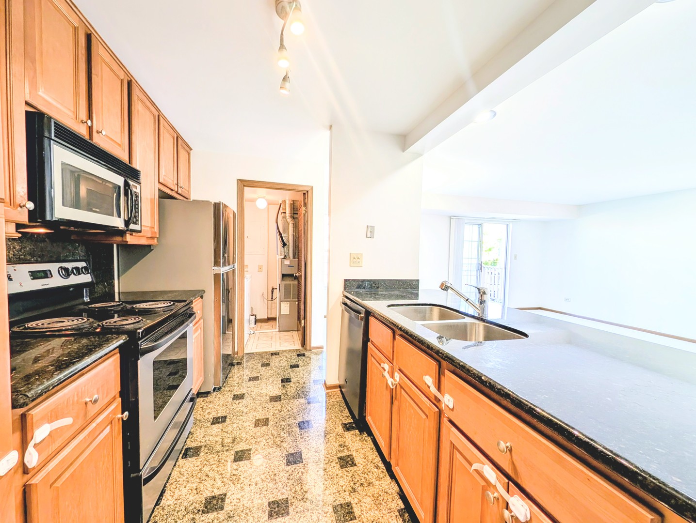 1751 Sleepy Hollow Court 7