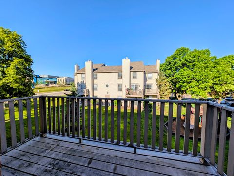 Tiny photo for 1751 Sleepy Hollow Court #7, Schaumburg, IL 60195 (MLS # 12654915)