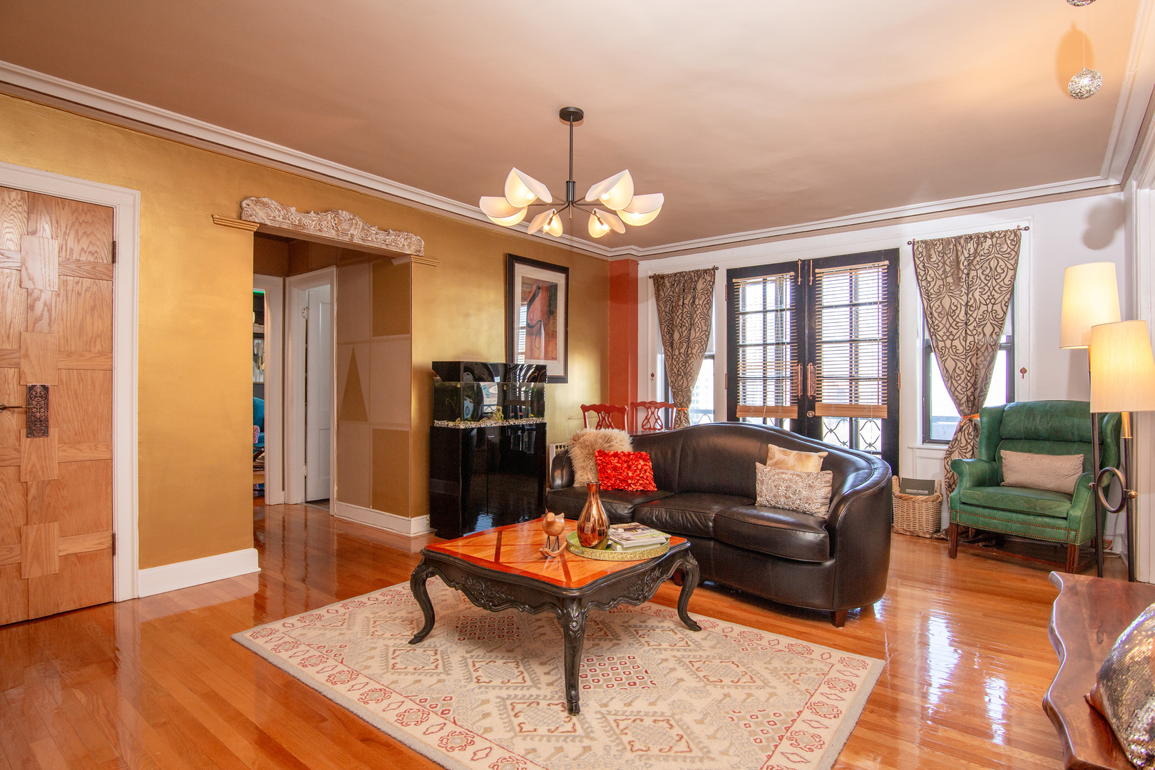 1755 E 55th Street 1102