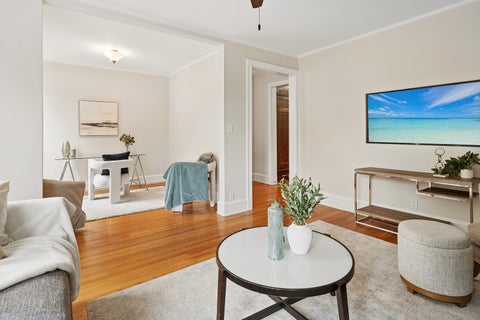 Tiny photo for 3764 N Magnolia Avenue #2, Chicago, IL 60613 (MLS # 12759261)