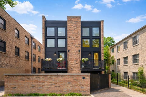 Photo of 910 W Diversey Parkway #F, Chicago, IL 60614 (MLS # 12612372)