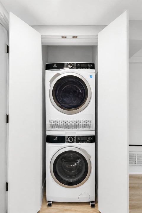 Tiny photo for 910 W Diversey Parkway #F, Chicago, IL 60614 (MLS # 12612372)