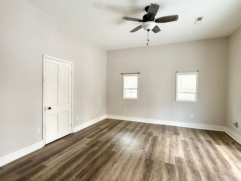 Tiny photo for 512 E 5th Street, Metropolis, IL 62960 (MLS # 12548502)