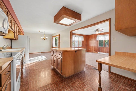 Tiny photo for 20500 Bensley Avenue, Lynwood, IL 60411 (MLS # 12786435)