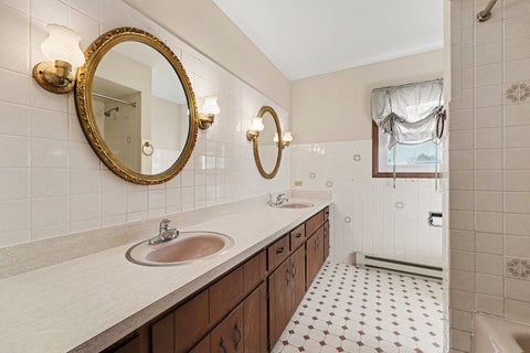 Tiny photo for 20500 Bensley Avenue, Lynwood, IL 60411 (MLS # 12786435)