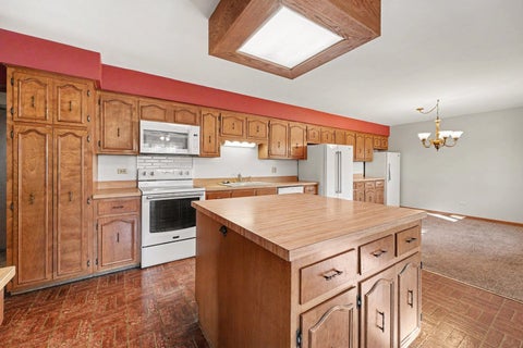 Tiny photo for 20500 Bensley Avenue, Lynwood, IL 60411 (MLS # 12786435)