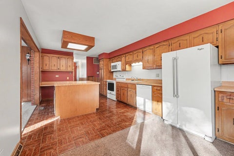 Tiny photo for 20500 Bensley Avenue, Lynwood, IL 60411 (MLS # 12786435)