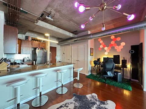 Tiny photo for 1610 W FULLERTON Avenue #405, Chicago, IL 60614 (MLS # 12459593)