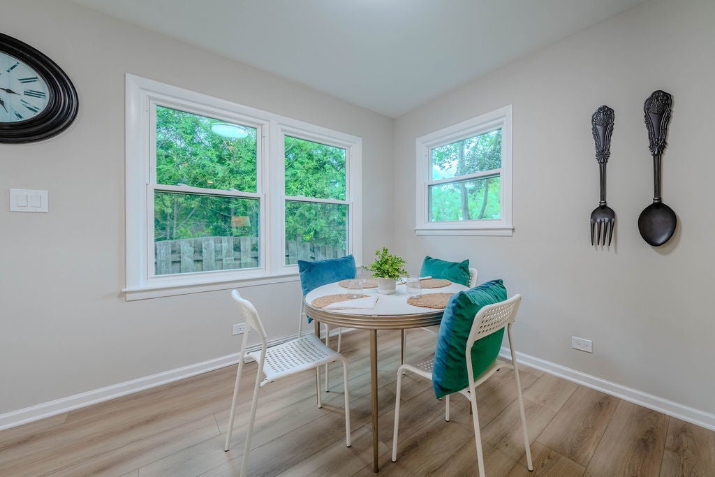 26 E Woodland Road