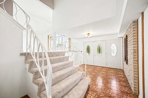 Tiny photo for 9834 N Maynard Terrace, Niles, IL 60714 (MLS # 12678003)